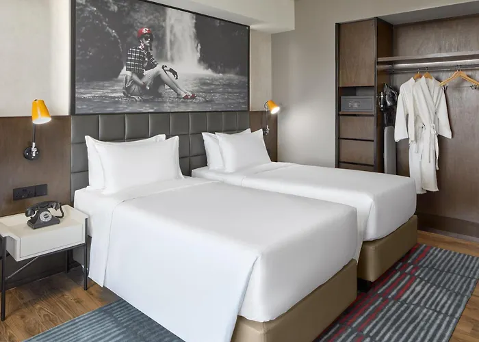 Hotel Radisson Red Mandaue 4*